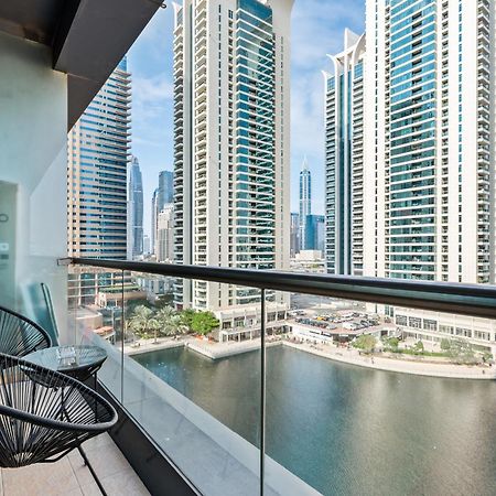 Upscale Studio Full Lake View In Goldcrest View Tower Дубай Экстерьер фото